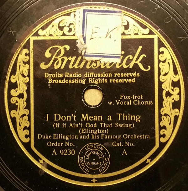 last ned album Duke Ellington And His Famous Orchestra - I Dont Mean A Thing If It Aint Got That Swing Rose Room In Sunny Roseland