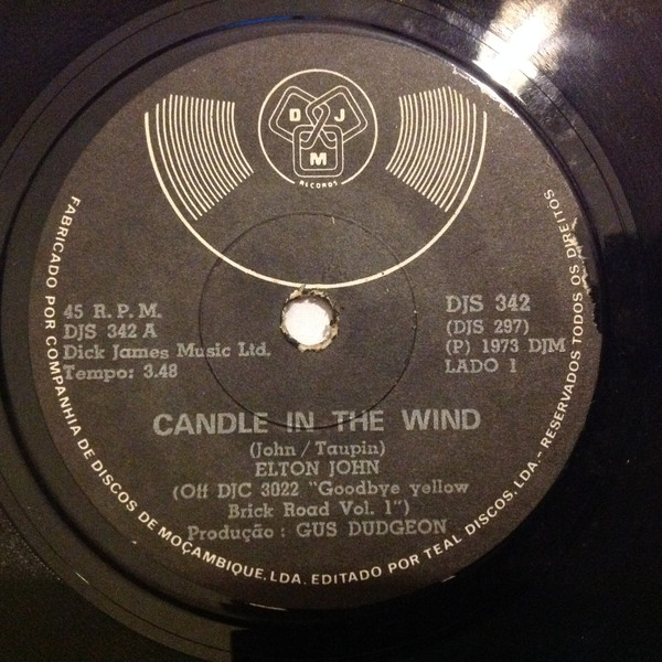 Elton John – Candle In The Wind / Benny And The Jets (1974, Solid 