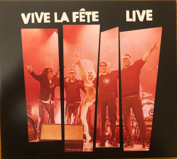  La Fete Est Finie: CDs & Vinyl
