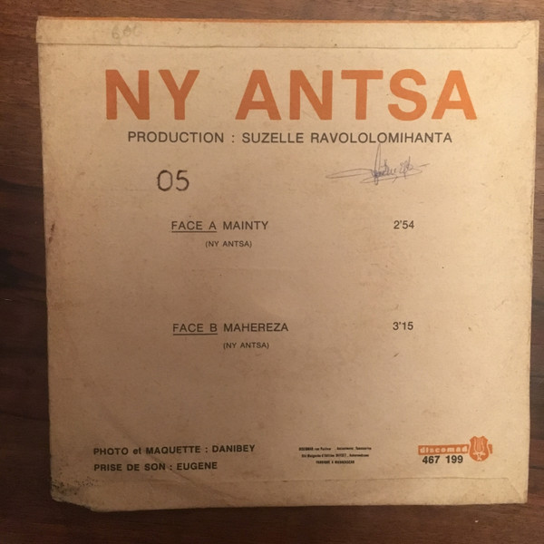 télécharger l'album Download Ny Antsa - Mainty Mahereza album