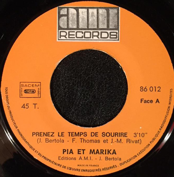 lataa albumi Pia Et Marika - Prenez Le Temps De Sourire