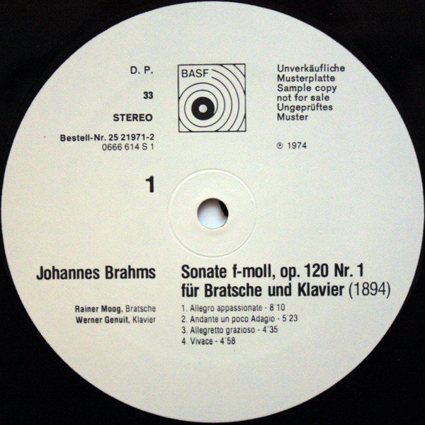 last ned album Johannes Brahms Rainer Moog Werner Genuit - Sonaten Für Viola Und Klavier Op120