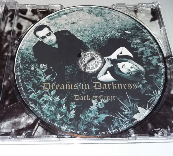 télécharger l'album Dreams In Darkness - Dark Silence