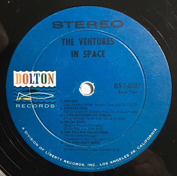 last ned album The Ventures - The Ventures In Space