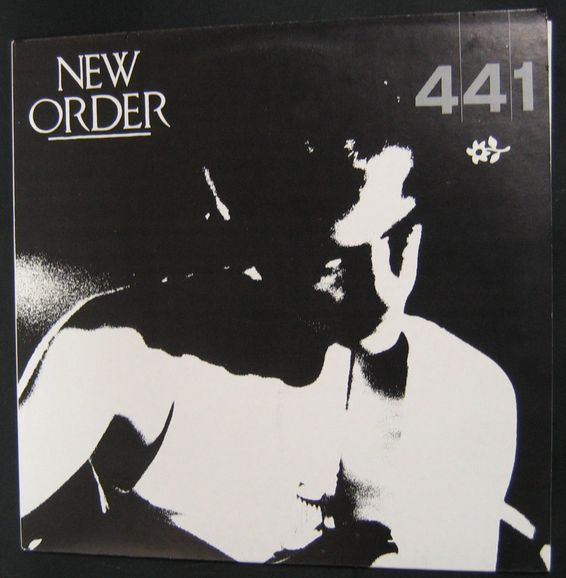 last ned album New Order - 441 Live In Amsterdam May 17 1984