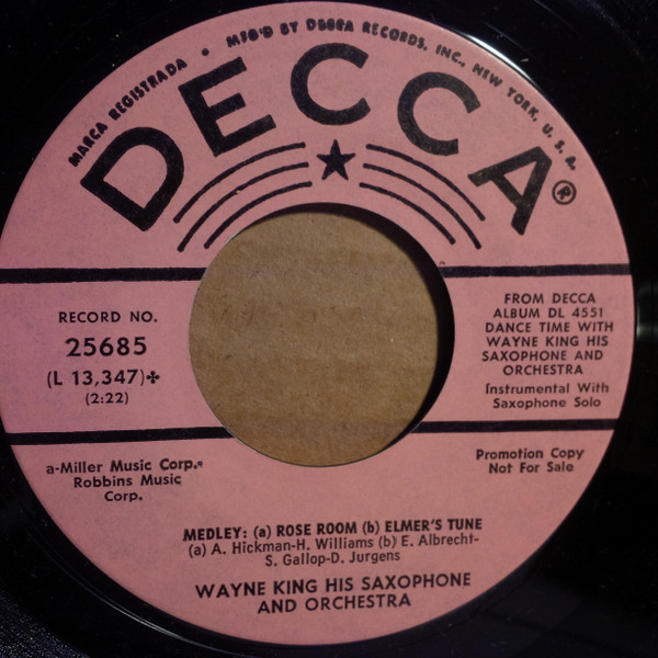 ladda ner album Wayne King And His Orchestra - Melody Rose Room B Elmers Tune Medley A In A Little Spanish Town Twas On A Night Like This B Honey C Doodle Doo Doo