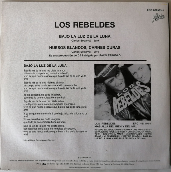 last ned album Los Rebeldes - Bajo La Luz De La Luna