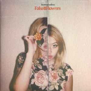 beabadoobee – Loveworm / Patched Up (2019, Clear, Vinyl) - Discogs