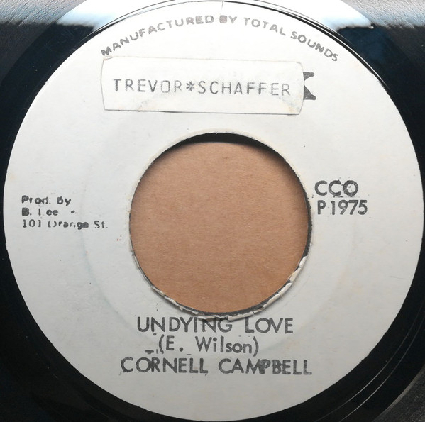 Album herunterladen Cornell Campbell King Tubby & The Aggrovators - Undying Love