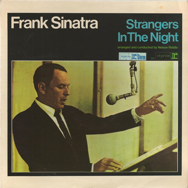 FRANK SINATRA - STRANGERS IN THE NIGHT - Video Dailymotion
