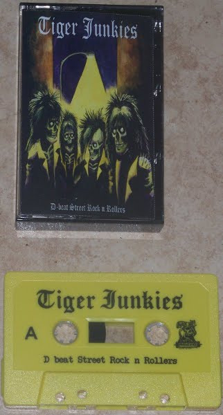 Tiger Junkies – D-Beat Street Rock N Rollers (2013