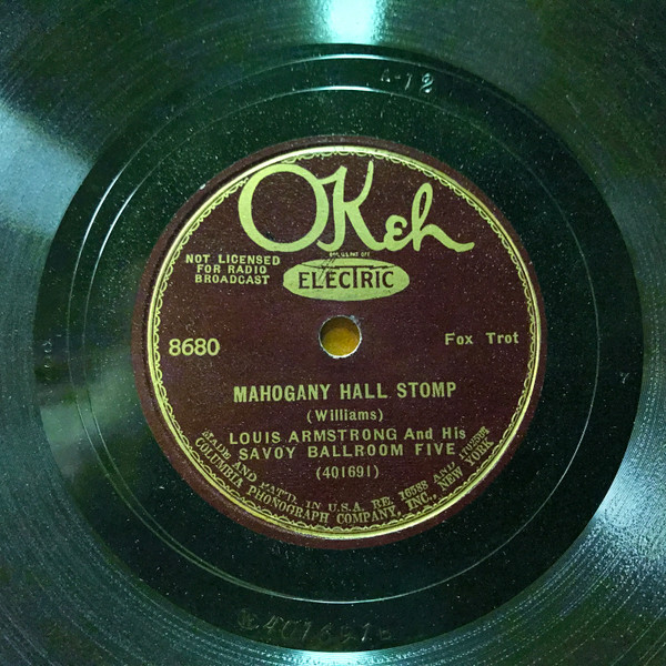 Louis Armstrong And His Savoy Ballroom Five – Mahogany Hall Stomp 
