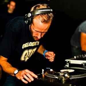 DJ Steaw