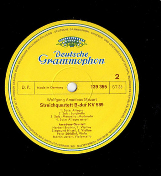 baixar álbum Wolfgang Amadeus Mozart AmadeusQuartett - Streichquartette D Dur KV 499 Und B Dur KV 589