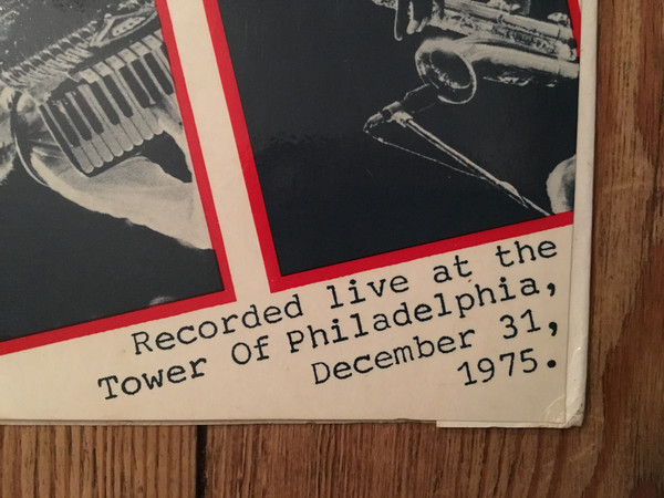 Album herunterladen Bruce Springsteen - Born To Rock Live at the tower of Philadelphia December 31 1975