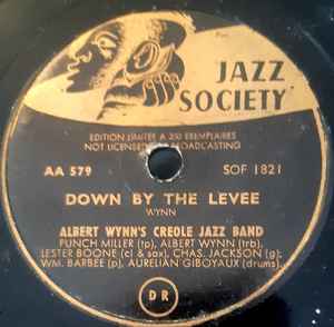 Wynn's Creole Jazz Band - Down By The Levee / She’s Cryin’ For Me album cover