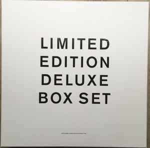 The Future Bites (Limited Edition Deluxe Box Set) - Steven Wilson