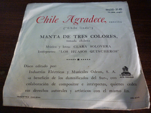 télécharger l'album Los Huasos Quincheros - Chile Agradece Chile Lindo