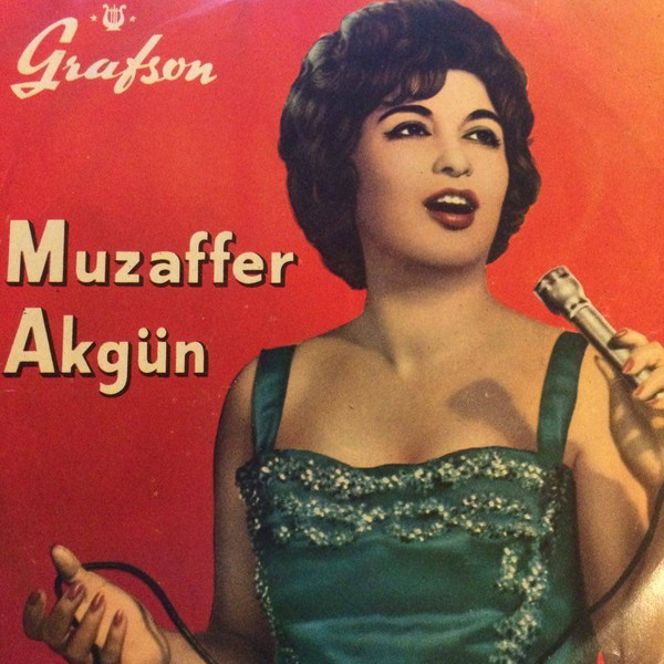 lataa albumi Muzaffer Akgün - Ceviz Oynamaya Geldim Odana