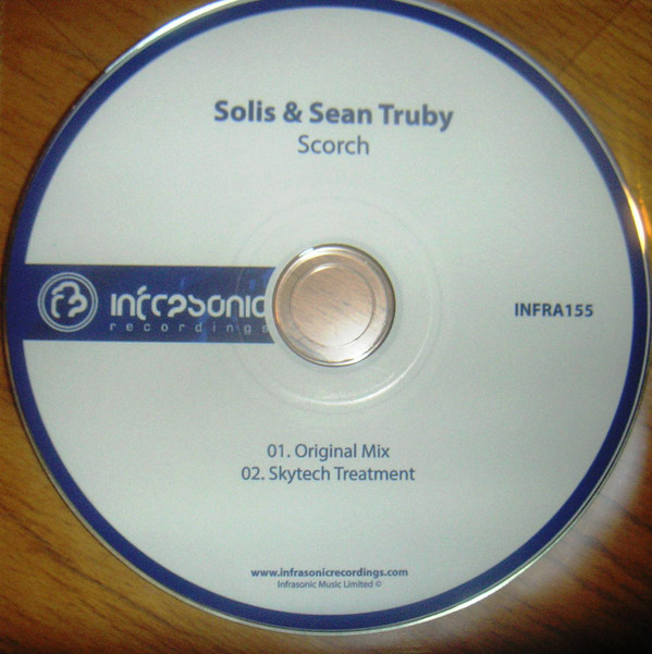 télécharger l'album Solis & Sean Truby - Scorch