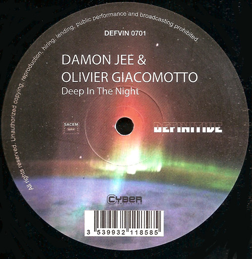 Damon Jee & Olivier Giacomotto – Deep In The Night