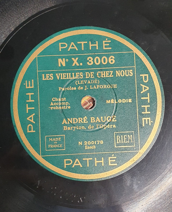lataa albumi André Baugé - Les Vieilles De Chez Nous LAnneau DArgent
