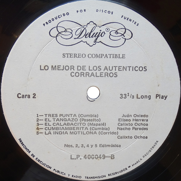 Album herunterladen Los Corraleros De Majagual - Lo Mejor De Los Legítimos Corraleros
