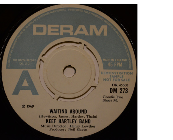 descargar álbum The Keef Hartley Band - Waiting Around Not Foolish Not Wise