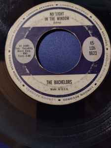 The Bachelors – No Light In The Window / Whispering (1963, Vinyl