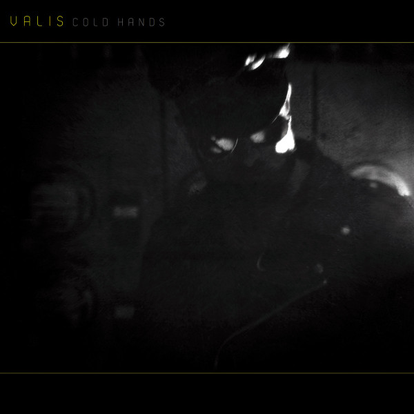 ladda ner album Valis - Cold Hands