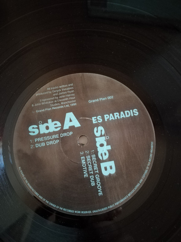 télécharger l'album Es Paradis - Pressure Drop