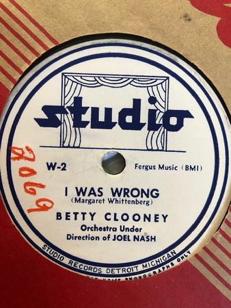 descargar álbum Betty Clooney - Lets Go Home For Christmas