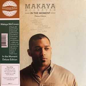 In The Moment (Deluxe Edition) - Makaya McCraven