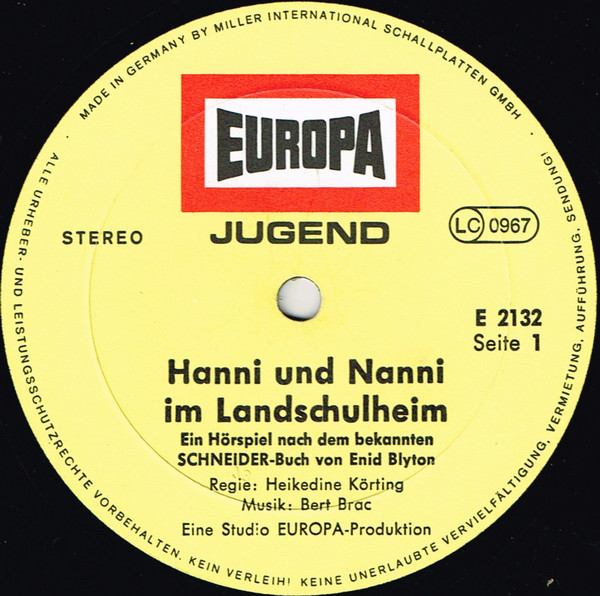 Album herunterladen Enid Blyton - Hanni Und Nanni Im Landschulheim