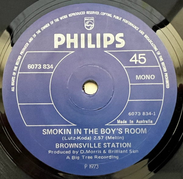 Brownsville Station – Smokin' In The Boy's Room / Barefootin