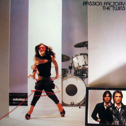 Обложка конверта виниловой пластинки The Twins - Passion Factory