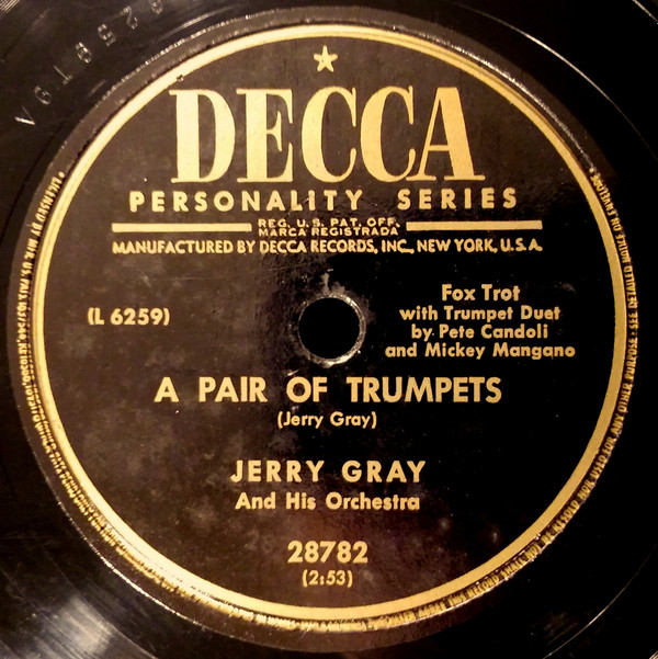last ned album Jerry Gray And His Orchestra - A Pair Of Trumpets