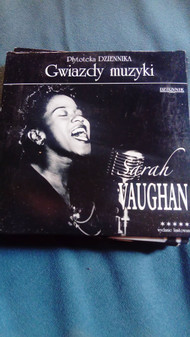 ladda ner album Sarah Vaughan - Gwiazdy Muzyki Sarah Vaughan