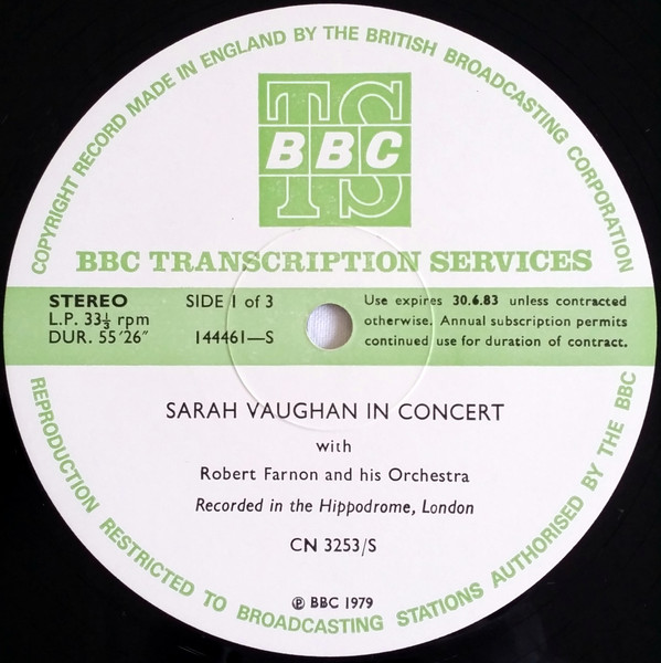 télécharger l'album Download Sarah Vaughan With Robert Farnon And His Orchestra - Sarah Vaughan In Concert album