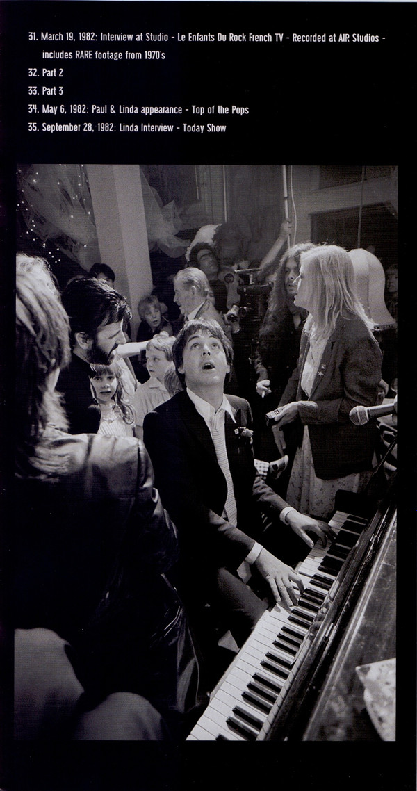 baixar álbum Paul McCartney - Wings Fold A New Decade