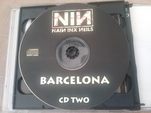 lataa albumi Naiи Inx Иeils - Barcelona 14 11 99
