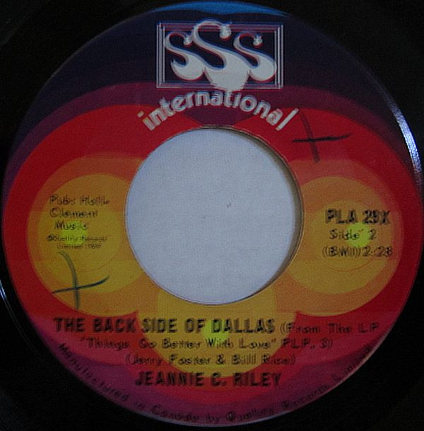 télécharger l'album Jeannie C Riley - Things Go Better With Love The Back Side Of Dallas