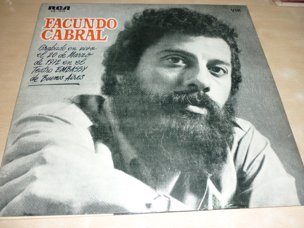 Album herunterladen Facundo Cabral - Grabado En Vivo El 20 De Marzo De 1972 En El Teatro Embassy De Buenos Aires