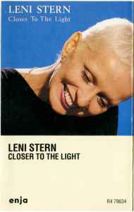 Leni Stern - Closer To The Light album cover