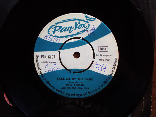 Album herunterladen Dave Carroll And The Sing Sing Four - Το Νησί Της Χαράς Take Me By The Hand
