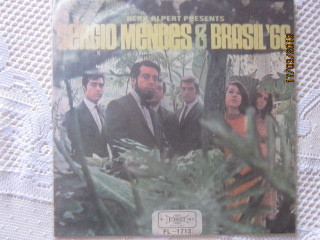 Sergio Mendes & Brasil '66 – Herb Alpert Presents Sergio Mendes & Brasil '66  (Vinyl) - Discogs