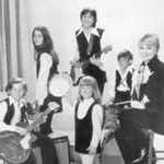 last ned album The Partridge Family - I Think I Love You Somebody Wants To Love You