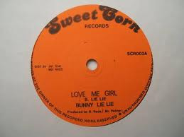 descargar álbum Bunny Lie Lie - Love Me Girl Version