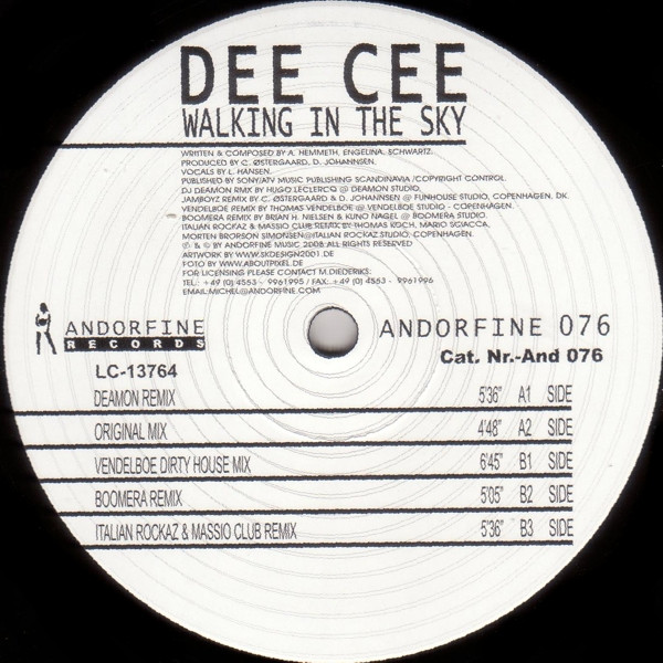 Album herunterladen Dee Cee - Walking In The Sky