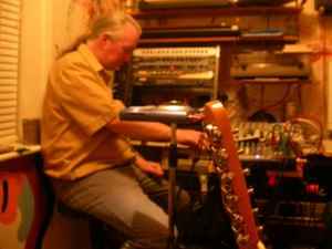 Alan Freeman on Discogs